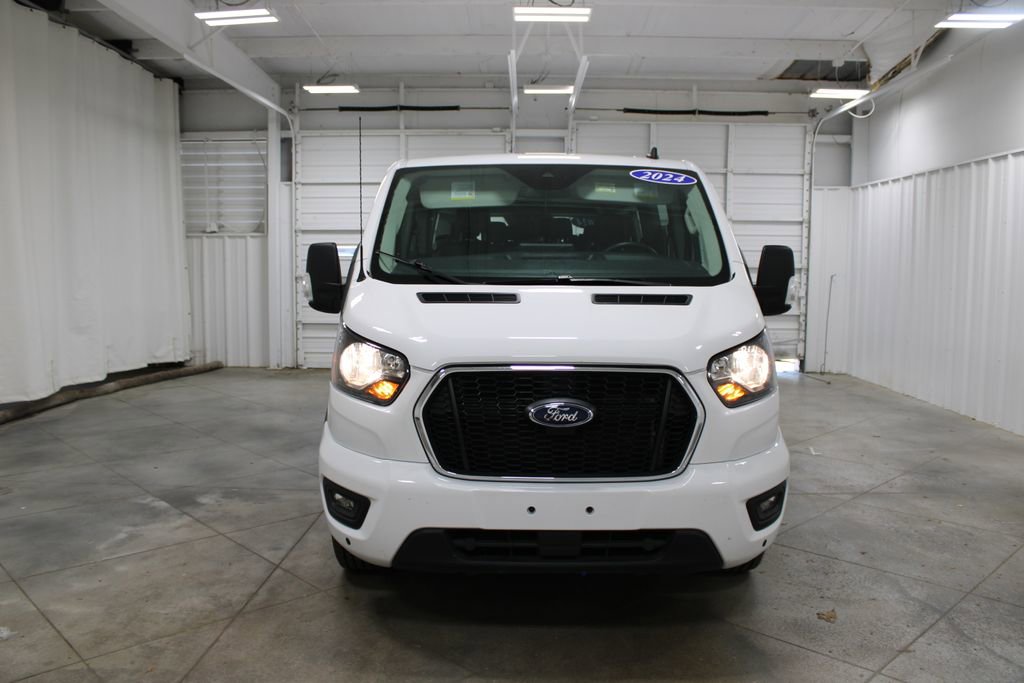 Used 2024 Ford Transit 350 XLT image 3