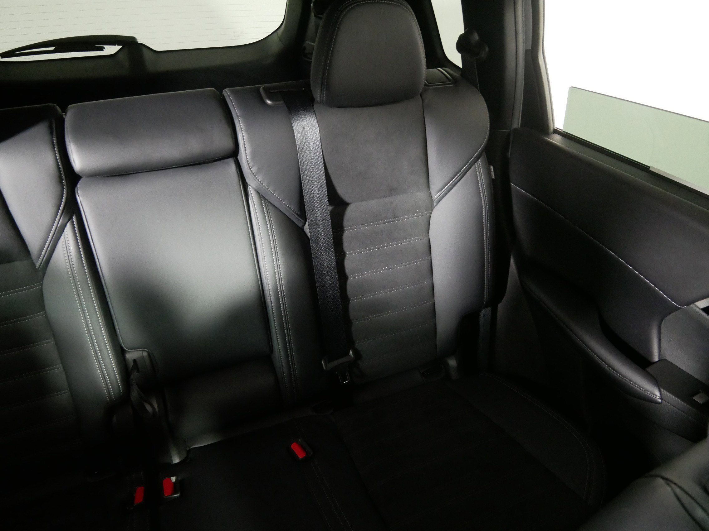 Used 2022 Mitsubishi Outlander SE image 14