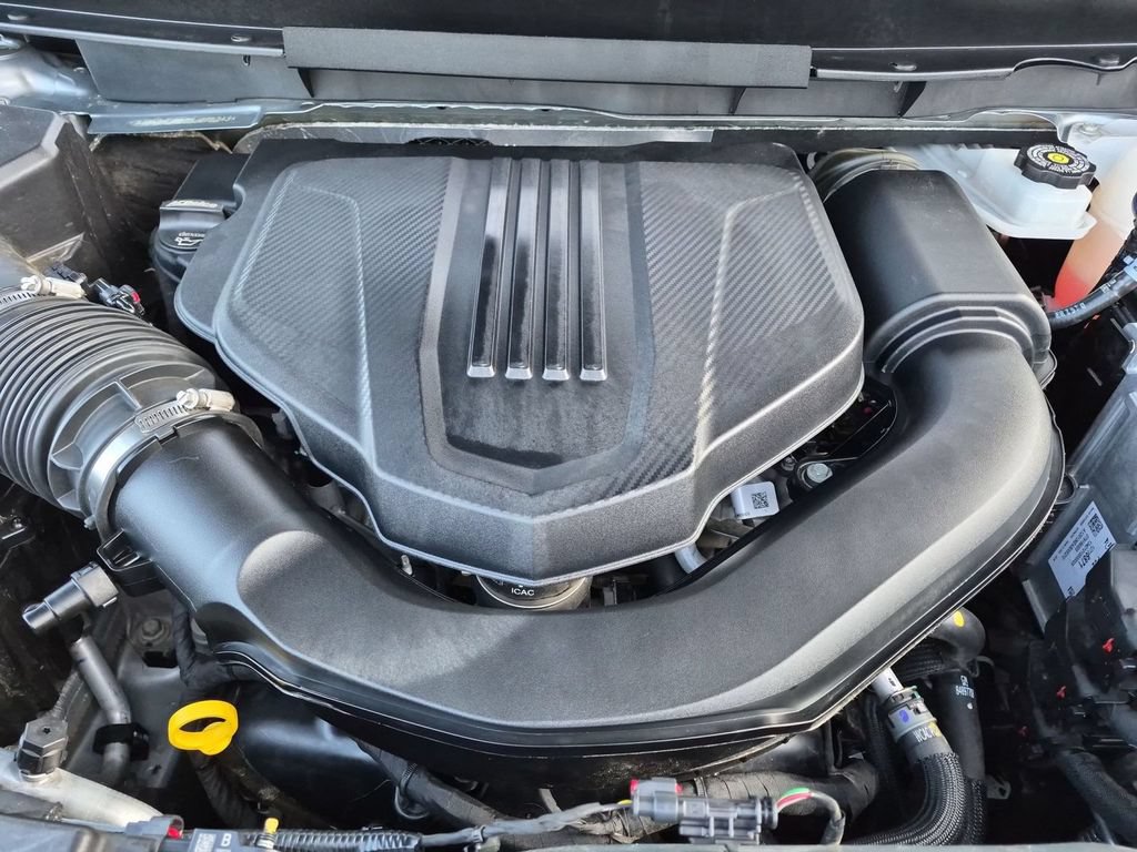 Used 2025 Chevrolet Traverse Z71 AWD/4WD image 34