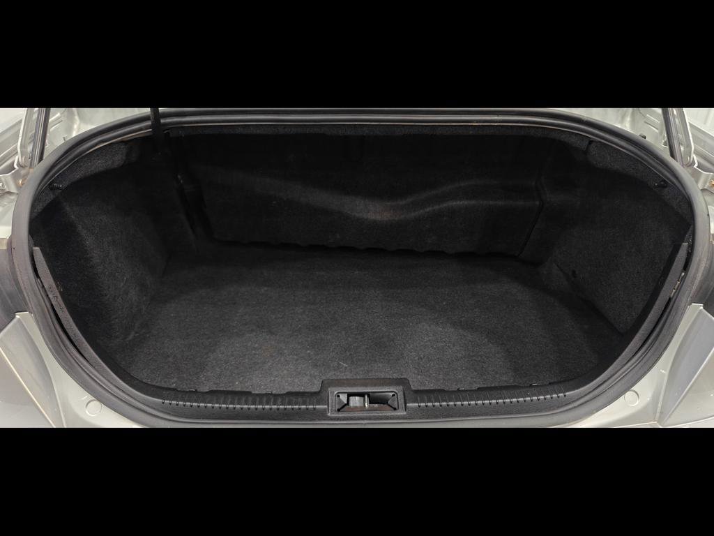 Used 2011 Lincoln MKZ Hybrid image 27