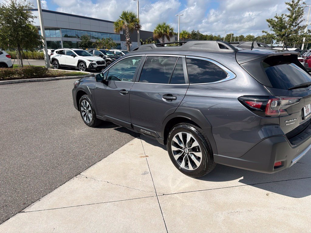 Certified 2024 Subaru Outback Onyx Edition AWD/4WD image 7
