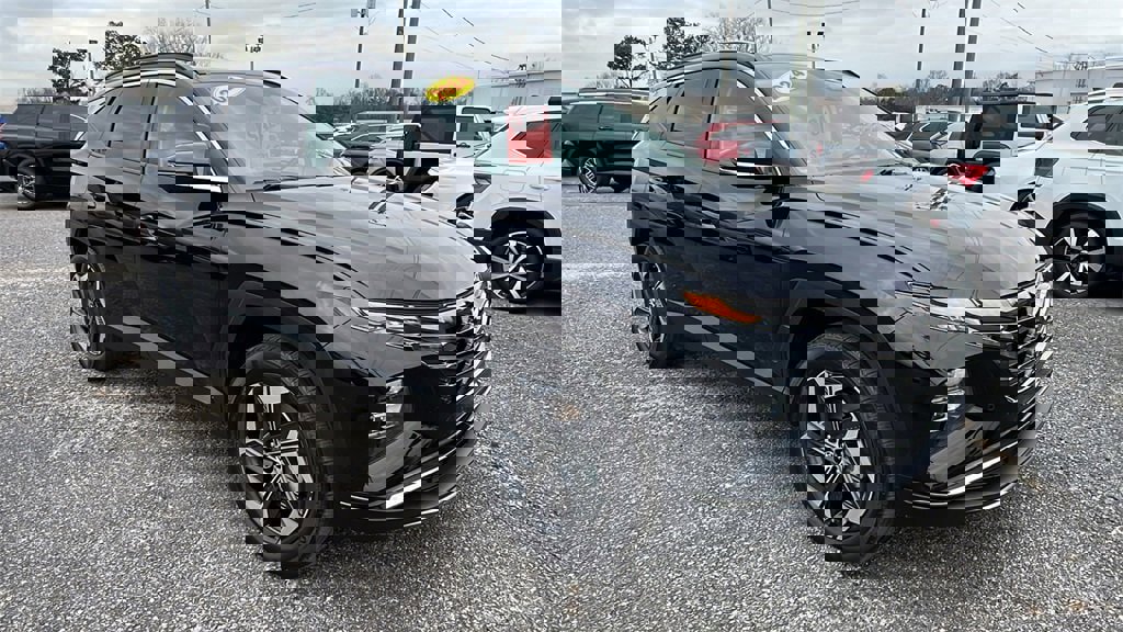 Used 2024 Hyundai Tucson Limited image 3