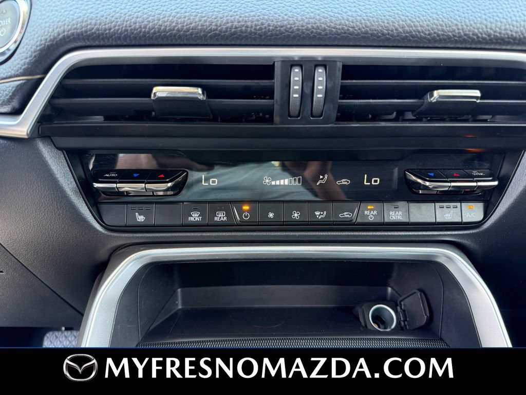 Certified 2024 MAZDA CX-90 Plug-In Hybrid w/ Premium Pkg AWD/4WD image 32