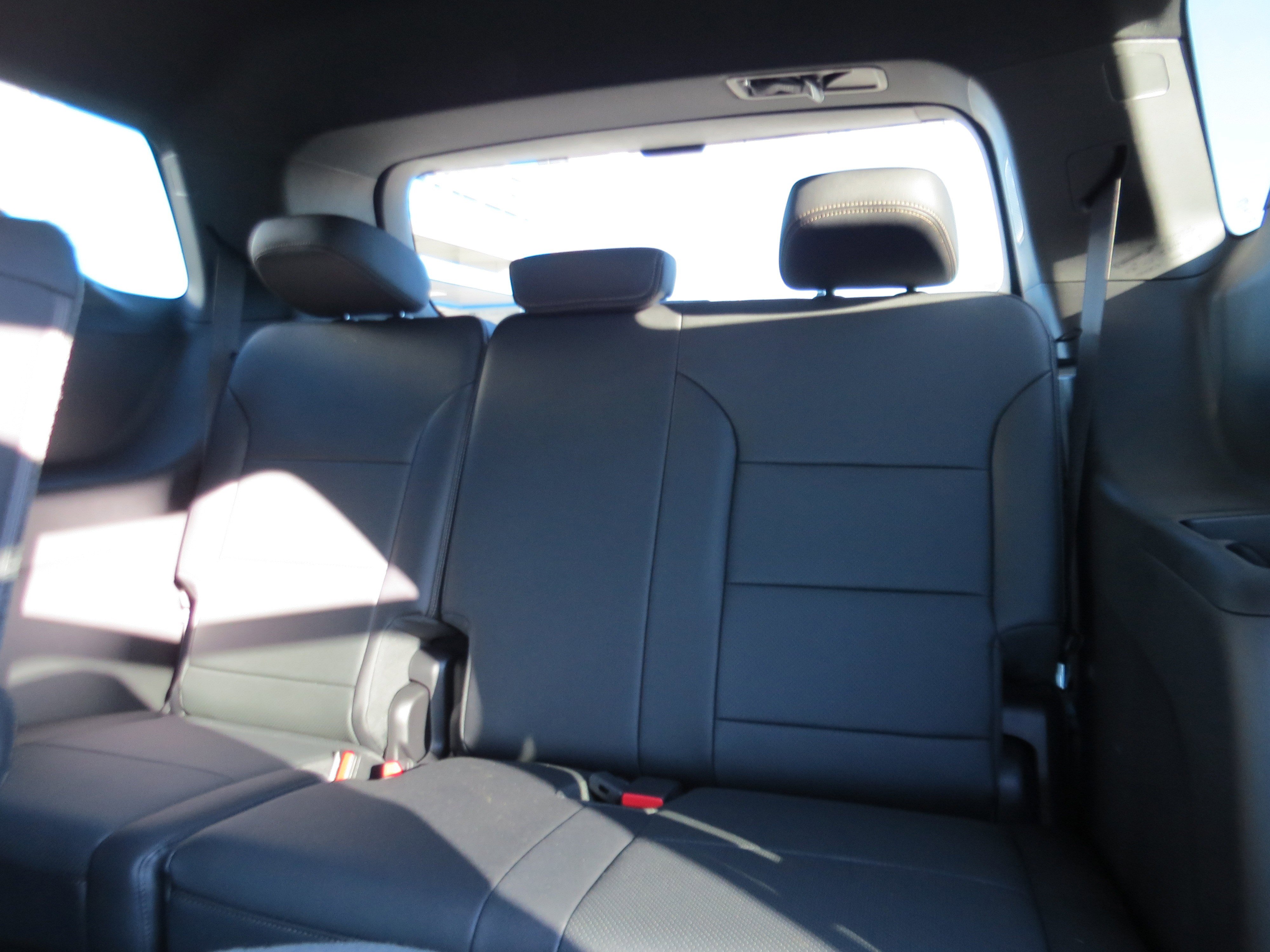 Used 2026 Chevrolet Traverse High Country w/ LPO, Floor Liner Package AWD/4WD image 11
