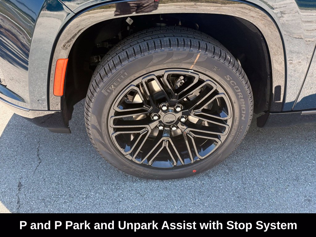 New 2026 Jeep Grand Wagoneer Limited AWD/4WD image 37