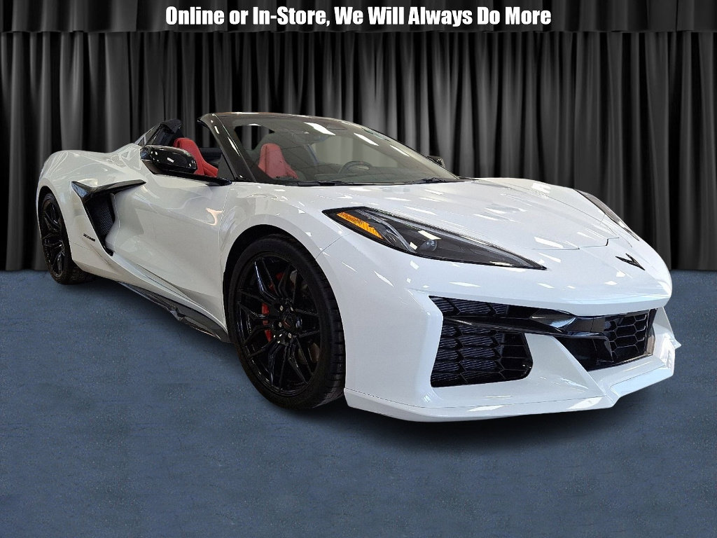 Used 2025 Chevrolet Corvette Z06 image 1