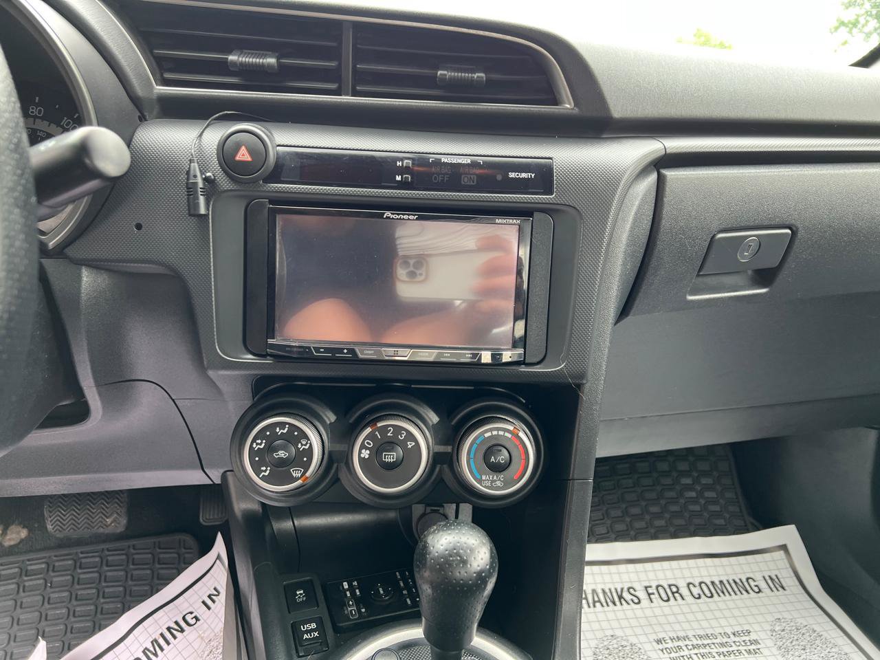 Used 2011 Scion tC FWD image 19
