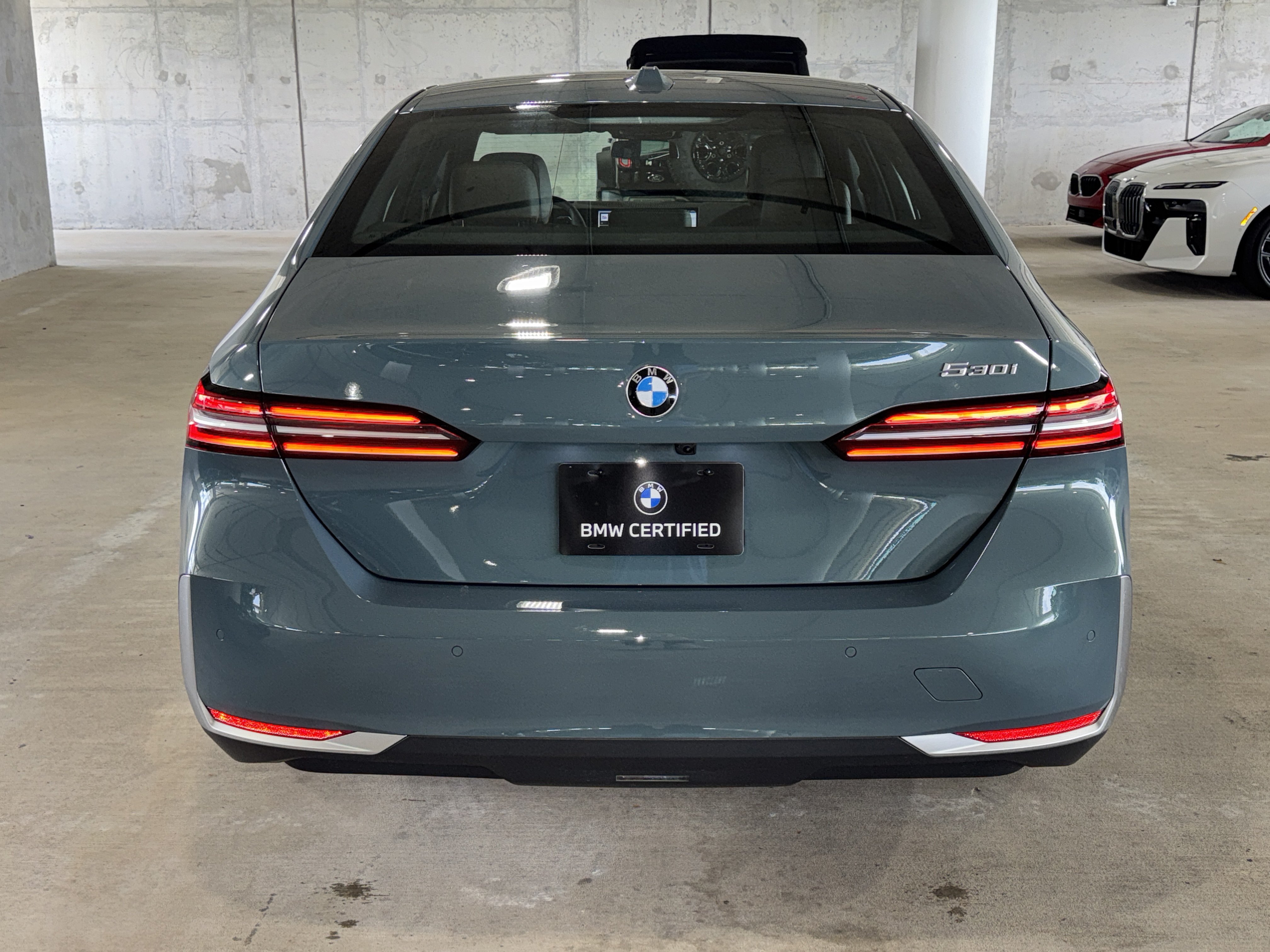 Used 2026 BMW 530i RWD image 7