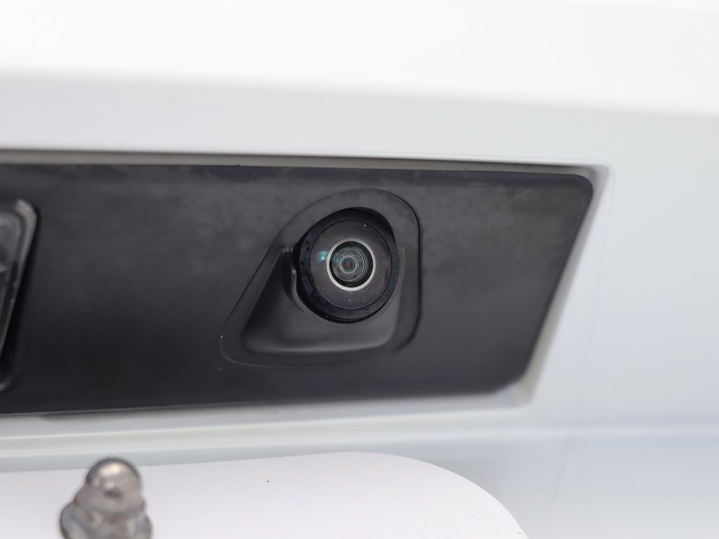 Used 2020 Volvo XC60 T5 R-Design w/ Protection Package image 35