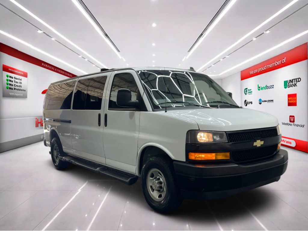 Used 2023 Chevrolet Express 3500 LS image 2