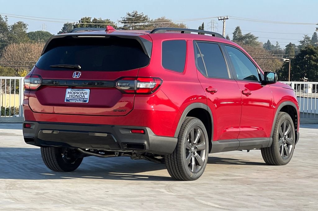 New 2026 Honda Pilot Sport image 4