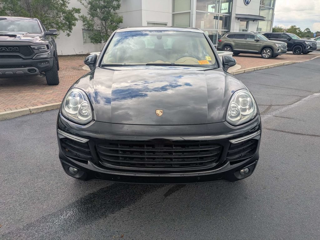 Used 2016 Porsche Cayenne AWD/4WD image 11