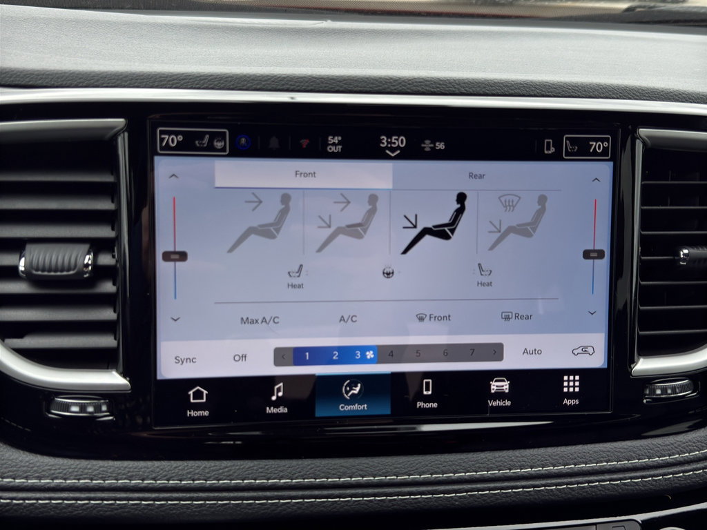 New 2026 Chrysler Pacifica Select AWD/4WD image 18