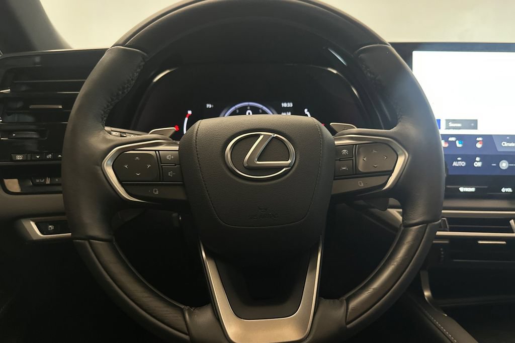 Used 2024 Lexus RX 350 FWD w/ Convenience Package image 24