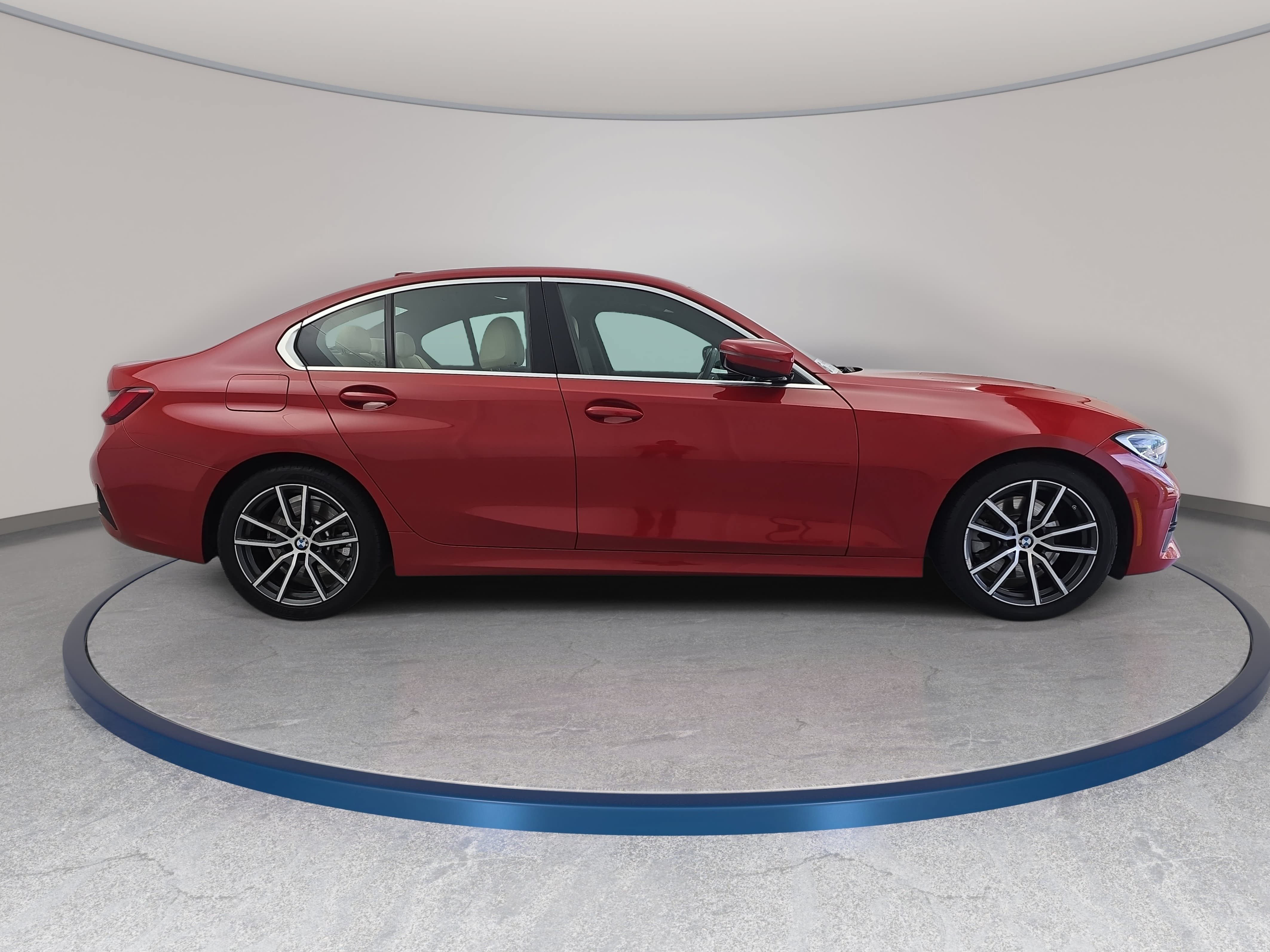 Used 2021 BMW 330i Sedan RWD image 4