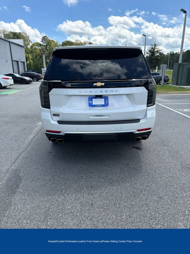 Used 2025 Chevrolet Suburban High Country RWD image 6