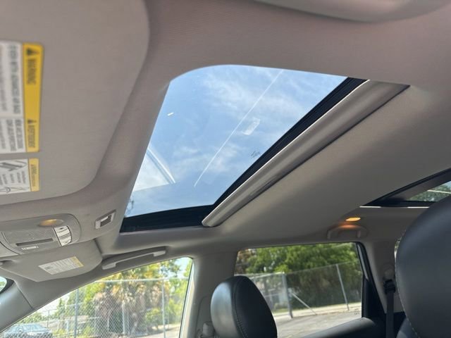 Used 2019 Nissan Pathfinder Platinum FWD image 15