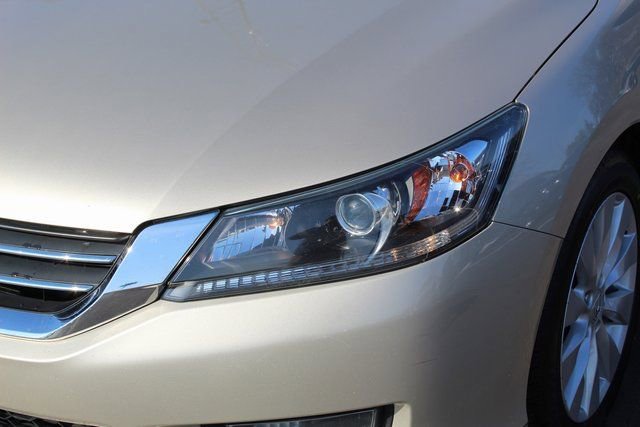 Used 2013 Honda Accord EX image 10