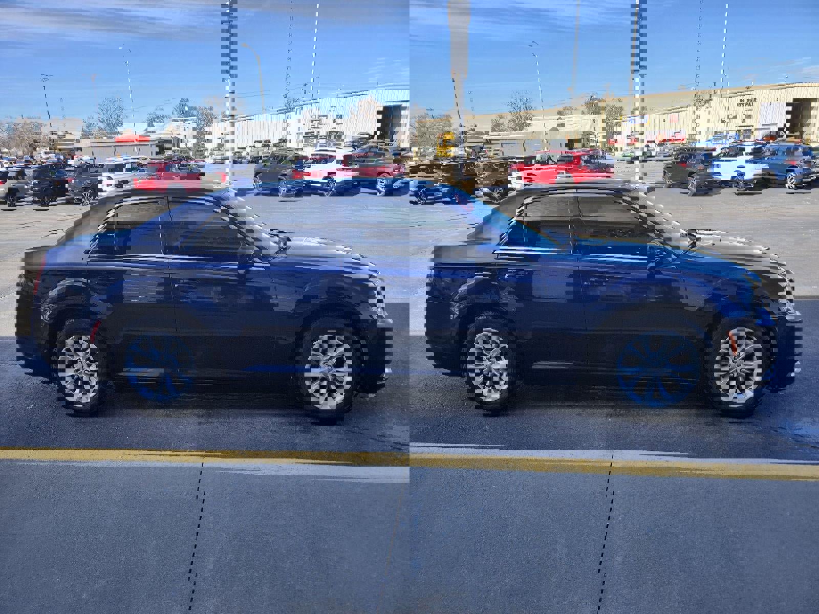 Used 2016 Chrysler 300 Limited image 4