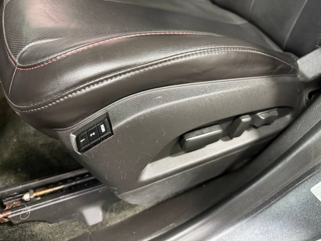 Used 2017 Chevrolet Equinox Premier w/ Enhanced Convenience Package AWD/4WD image 23