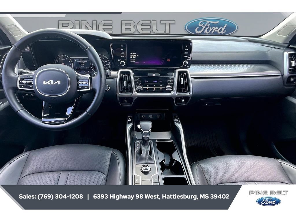 Used 2022 Kia Sorento S w/ Panoramic Sunroof Package FWD image 13