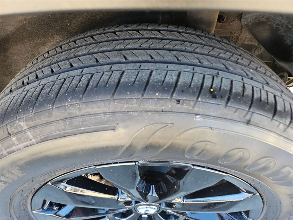 Used 2025 MAZDA CX-50 AWD 2.5 S w/ Premium Package image 26