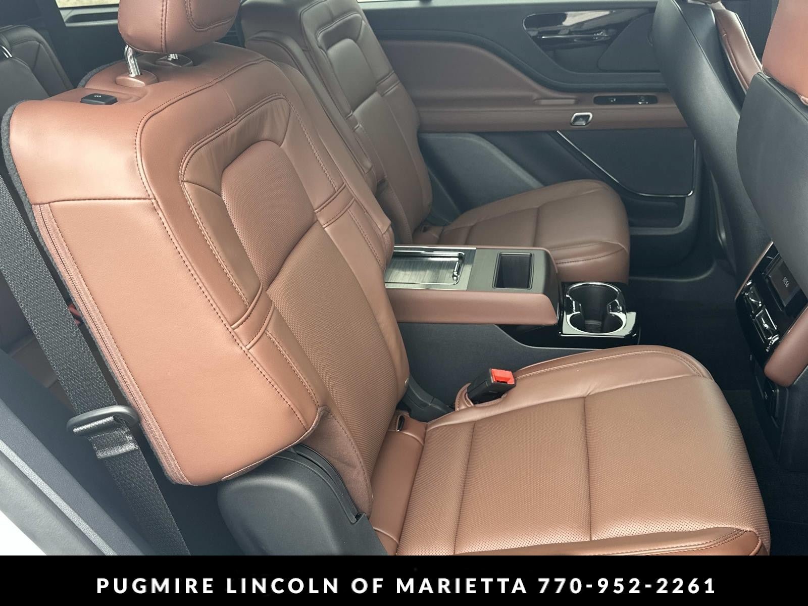 New 2026 Lincoln Aviator Reserve w/ Illumination Package AWD/4WD image 15
