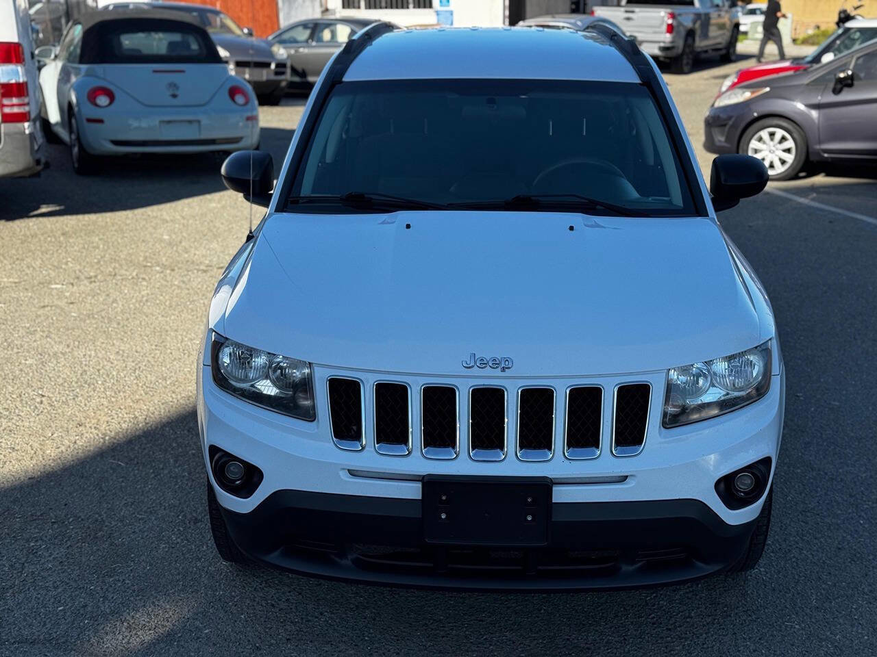Used 2014 Jeep Compass Sport w/ Power Value Group image 3