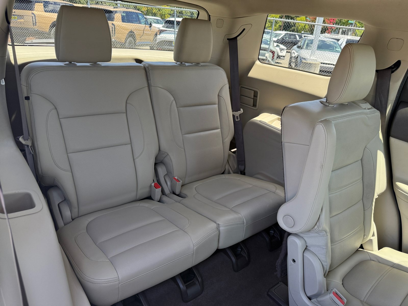 Used 2017 GMC Acadia Denali w/ Technology Package AWD/4WD image 21