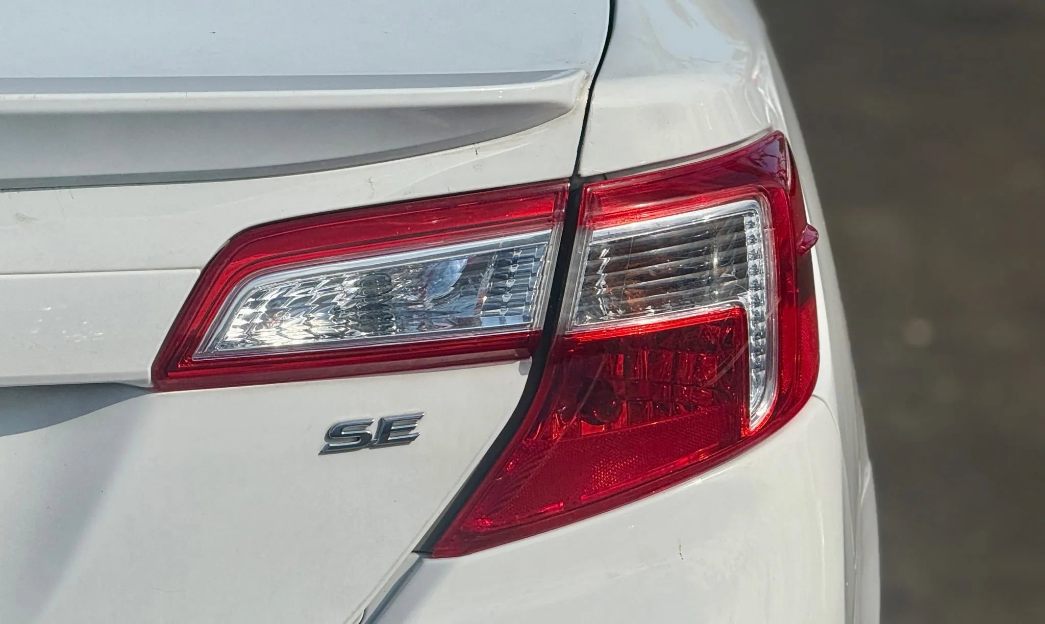 Used 2014 Toyota Camry SE image 5