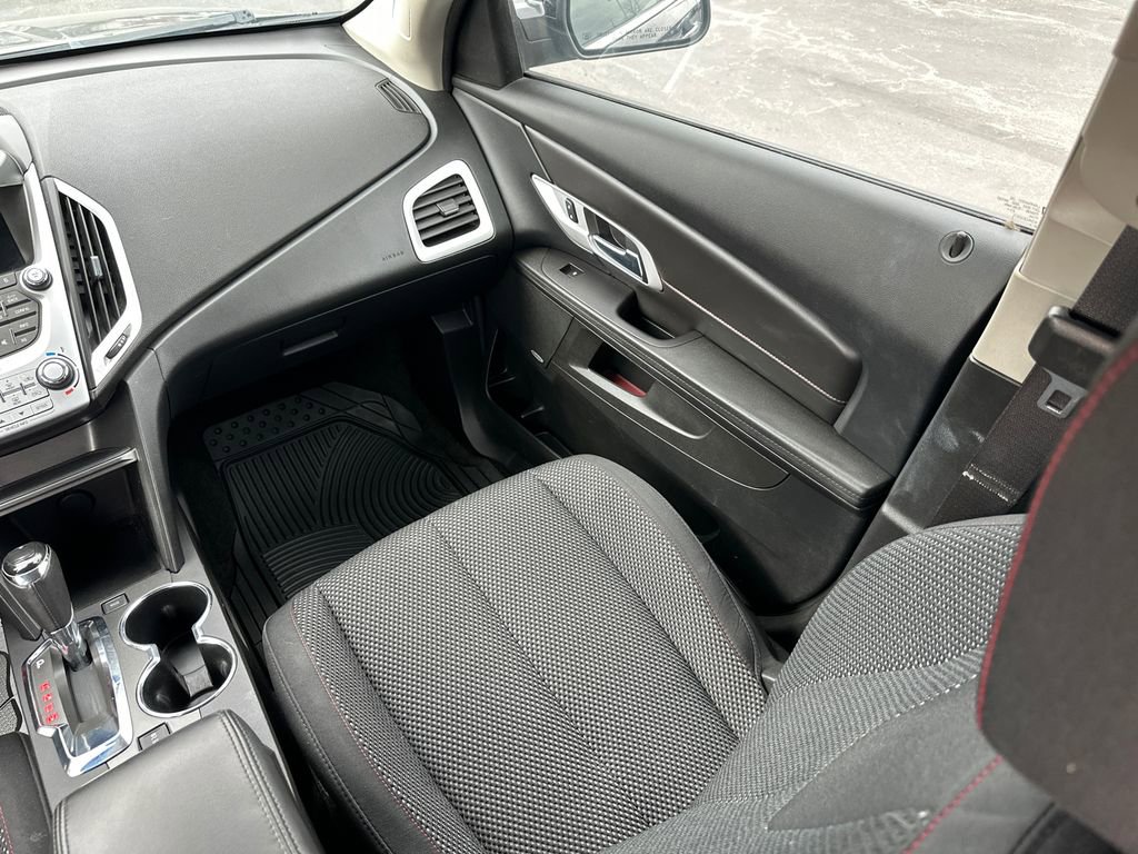 Used 2017 GMC Terrain SLE w/ Technology Package image 17