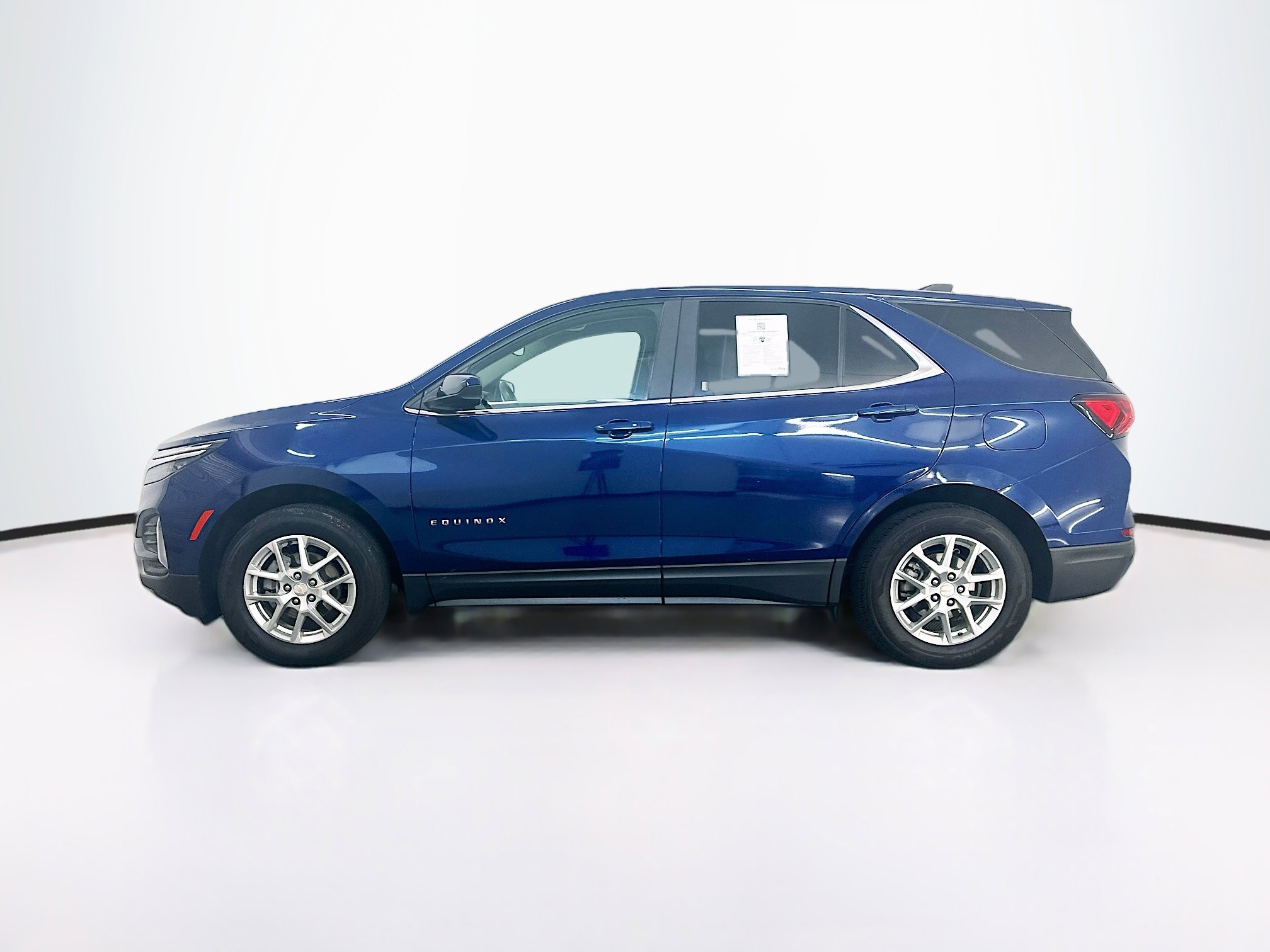 Used 2022 Chevrolet Equinox LT AWD/4WD image 4