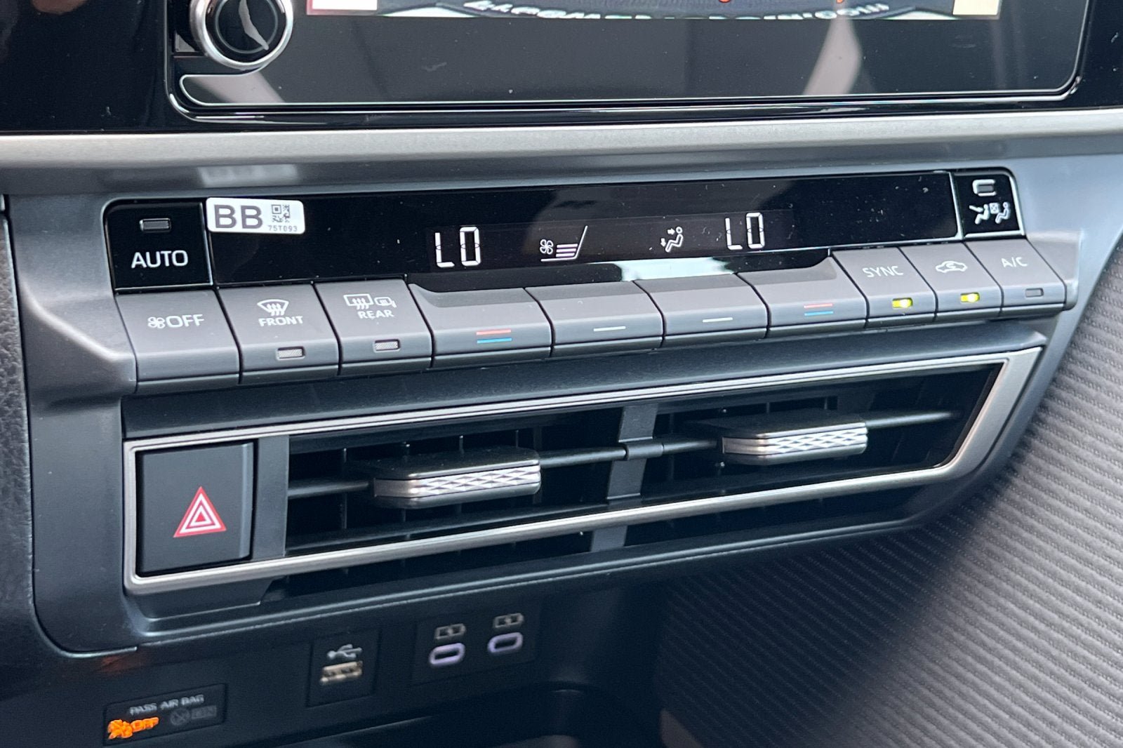 New 2026 Toyota Camry SE w/ Convenience Package FWD image 46