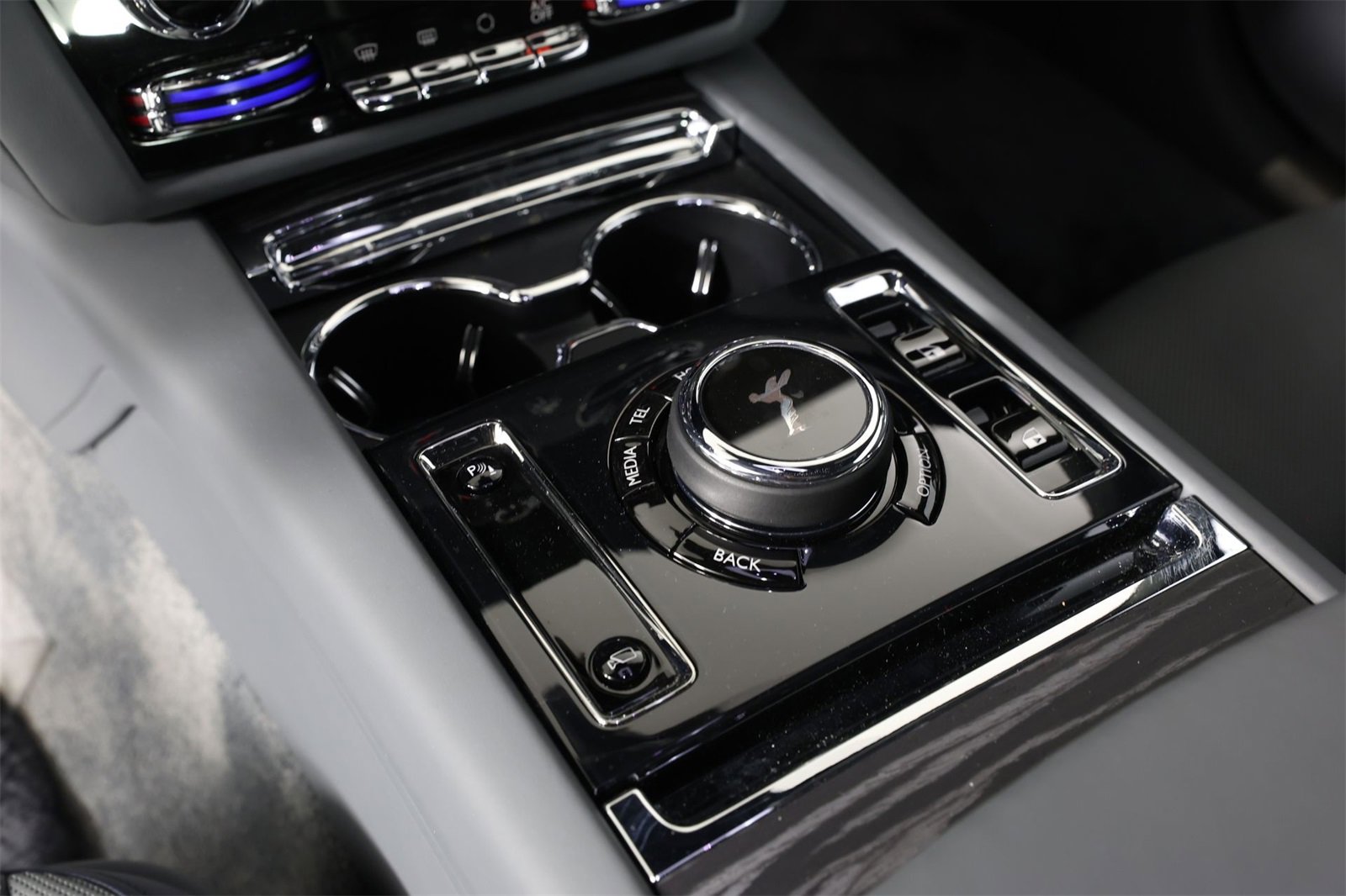 Used 2024 Rolls-Royce Spectre w/ Spectre Launch Package image 18