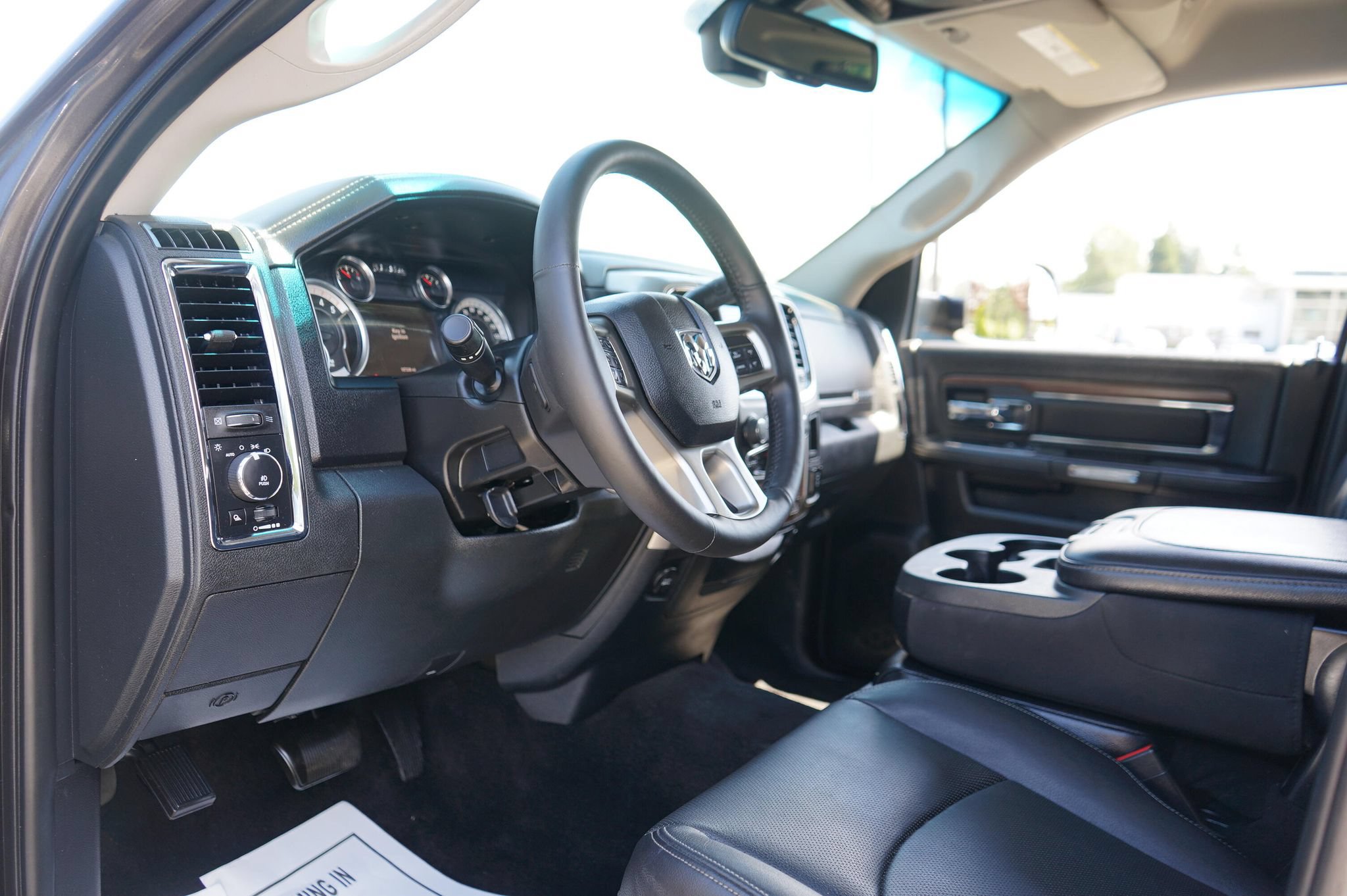 Used 2017 RAM 2500 Laramie AWD/4WD image 18