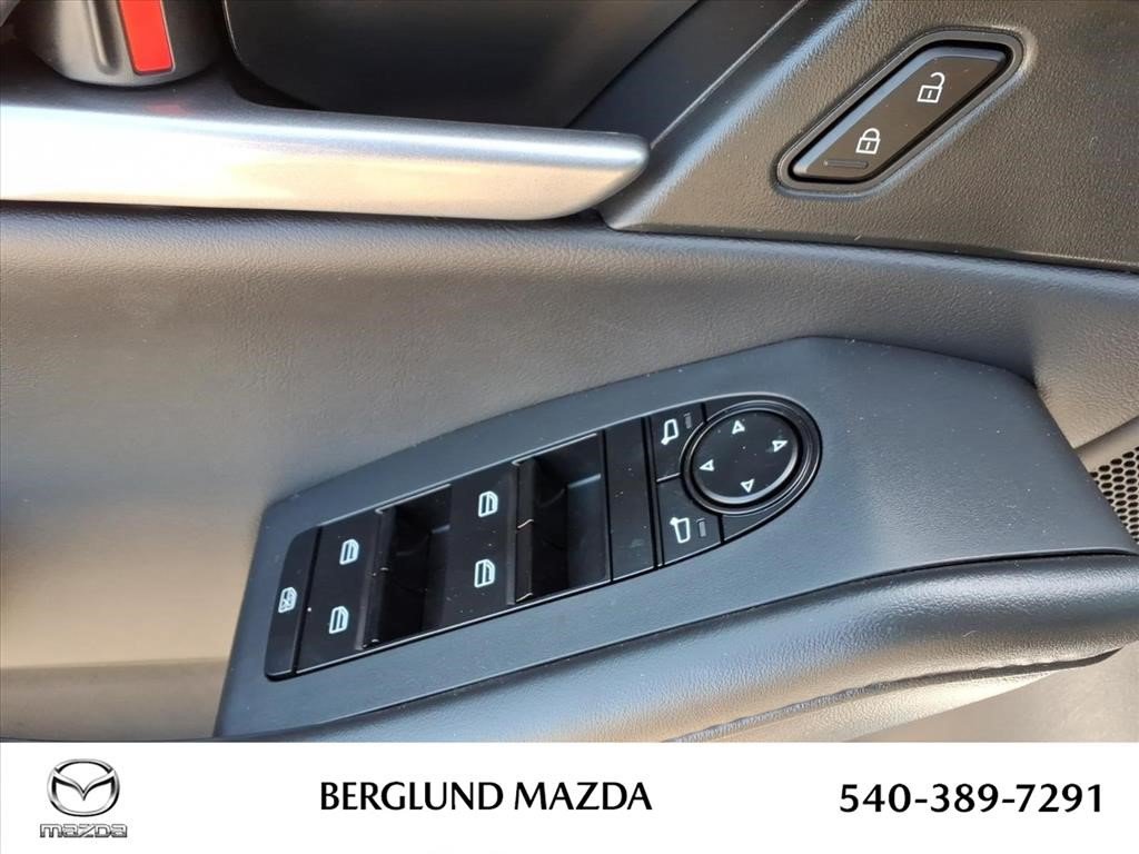 New 2026 MAZDA CX-30 AWD 2.5 S w/ Select Sport Pkg image 13
