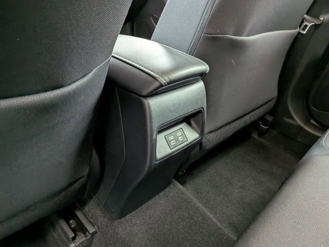 Used 2024 Toyota Corolla SE w/ SE Package image 16