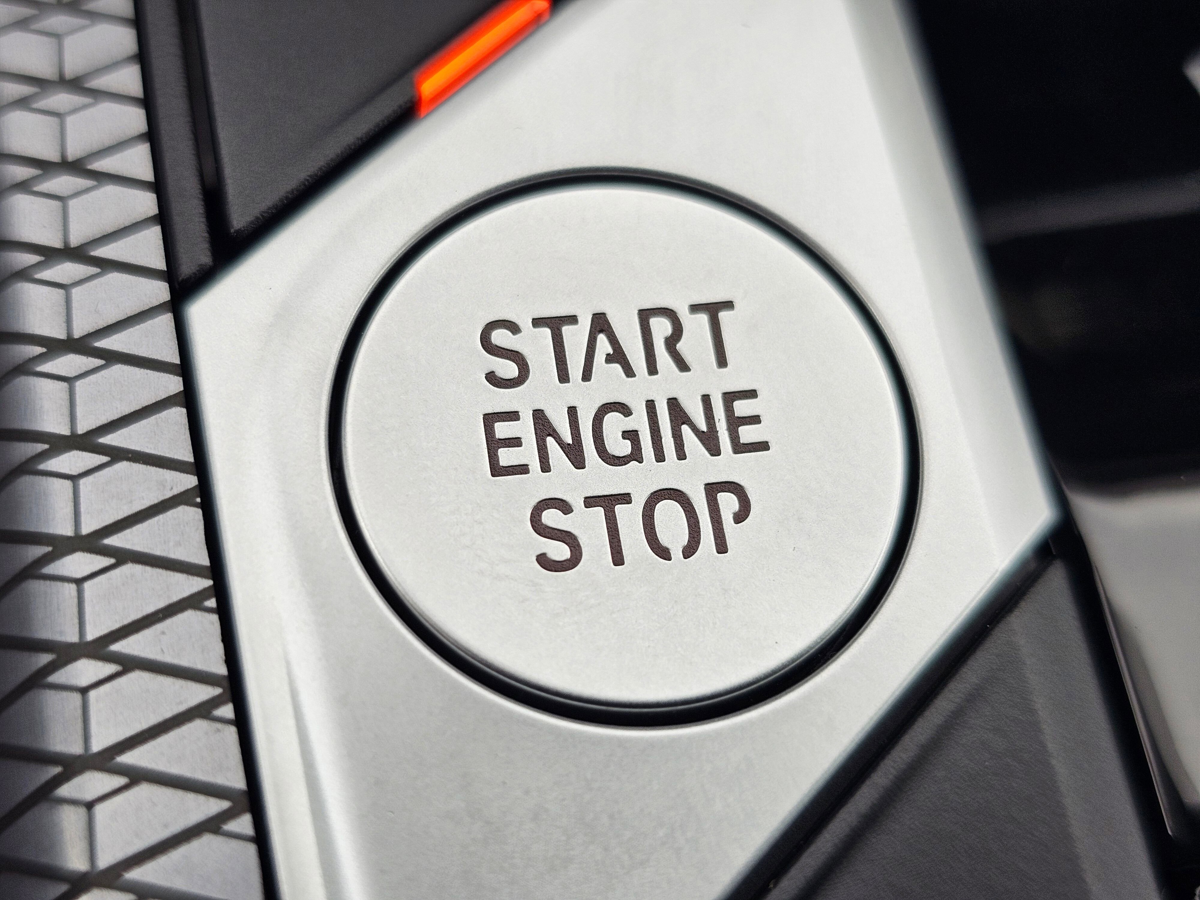 New 2026 BMW 330i xDrive Sedan w/ M Sport Package image 21