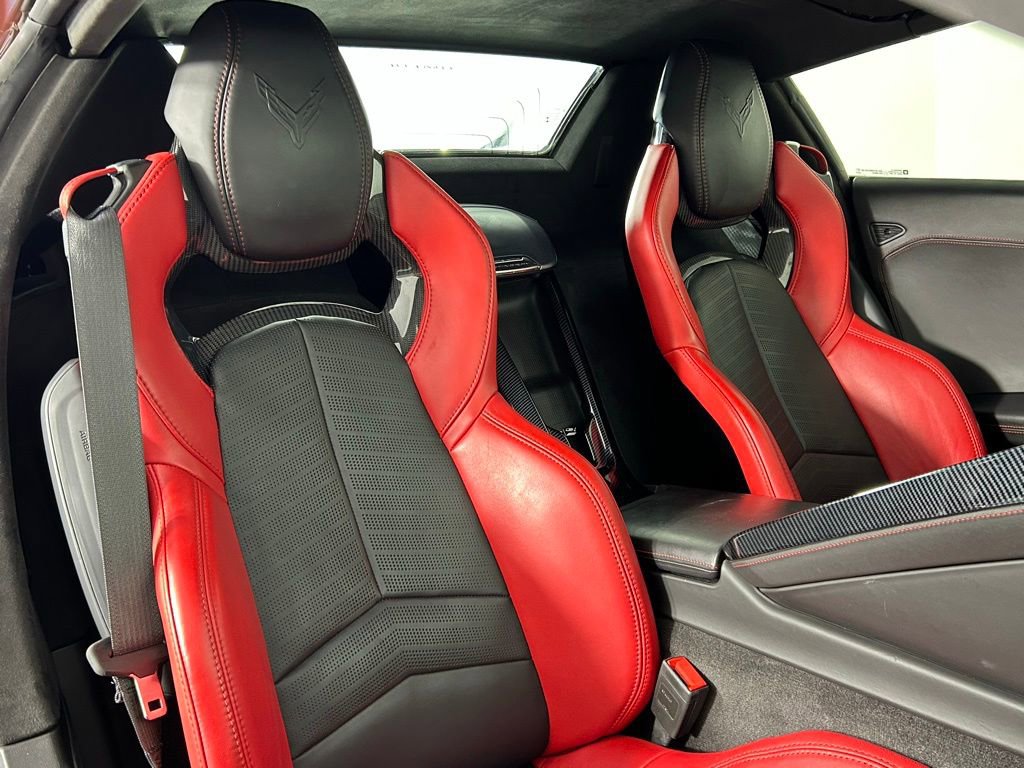 Used 2024 Chevrolet Corvette Stingray Premium Conv w/ Z51 Performance Package image 16