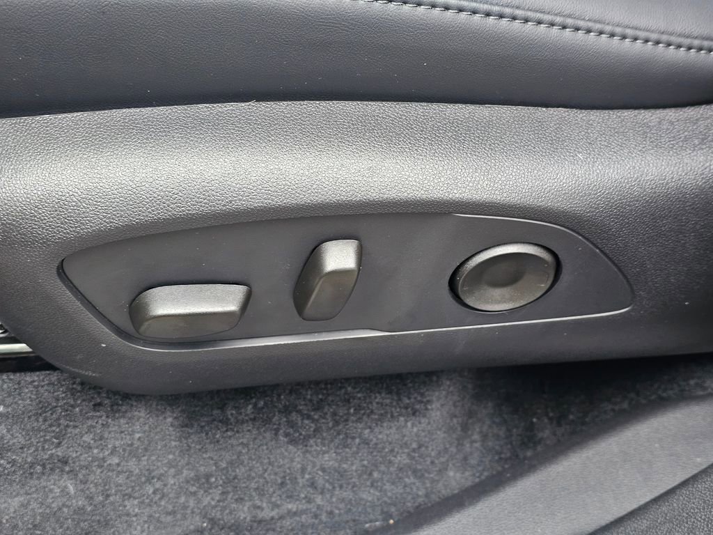 Used 2026 GMC Acadia Elevation w/ Black Edition image 25