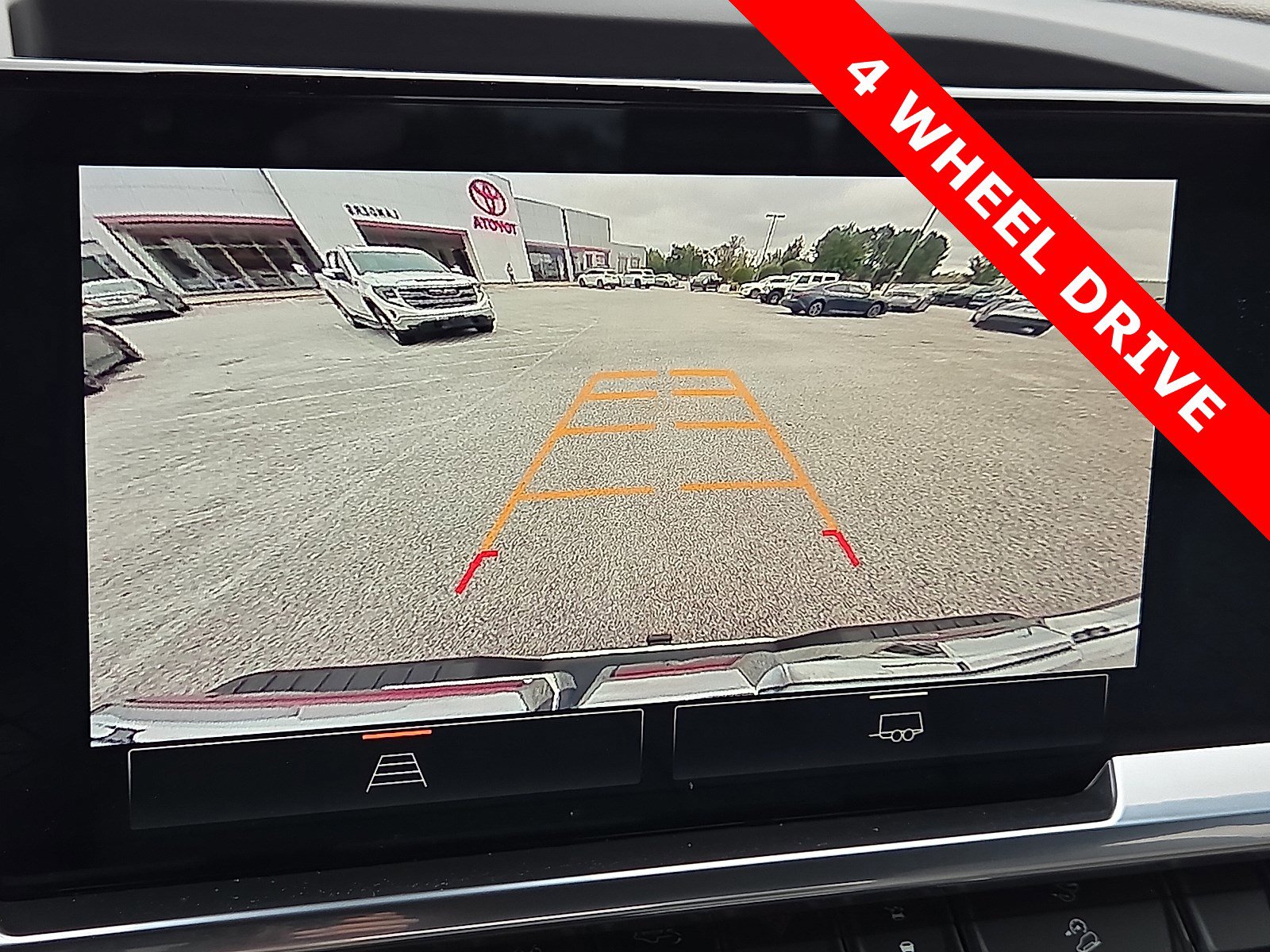 Used 2023 GMC Sierra 1500 SLT image 18