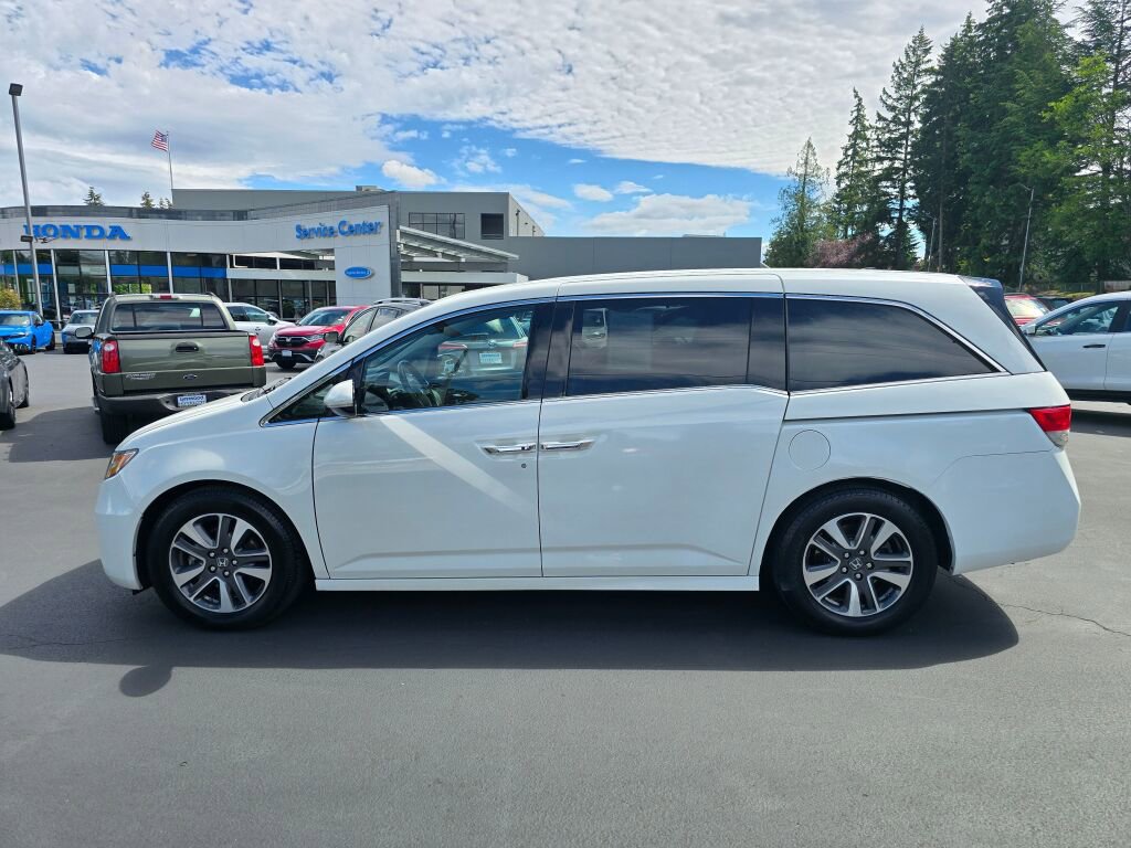 Used 2014 Honda Odyssey Touring image 19