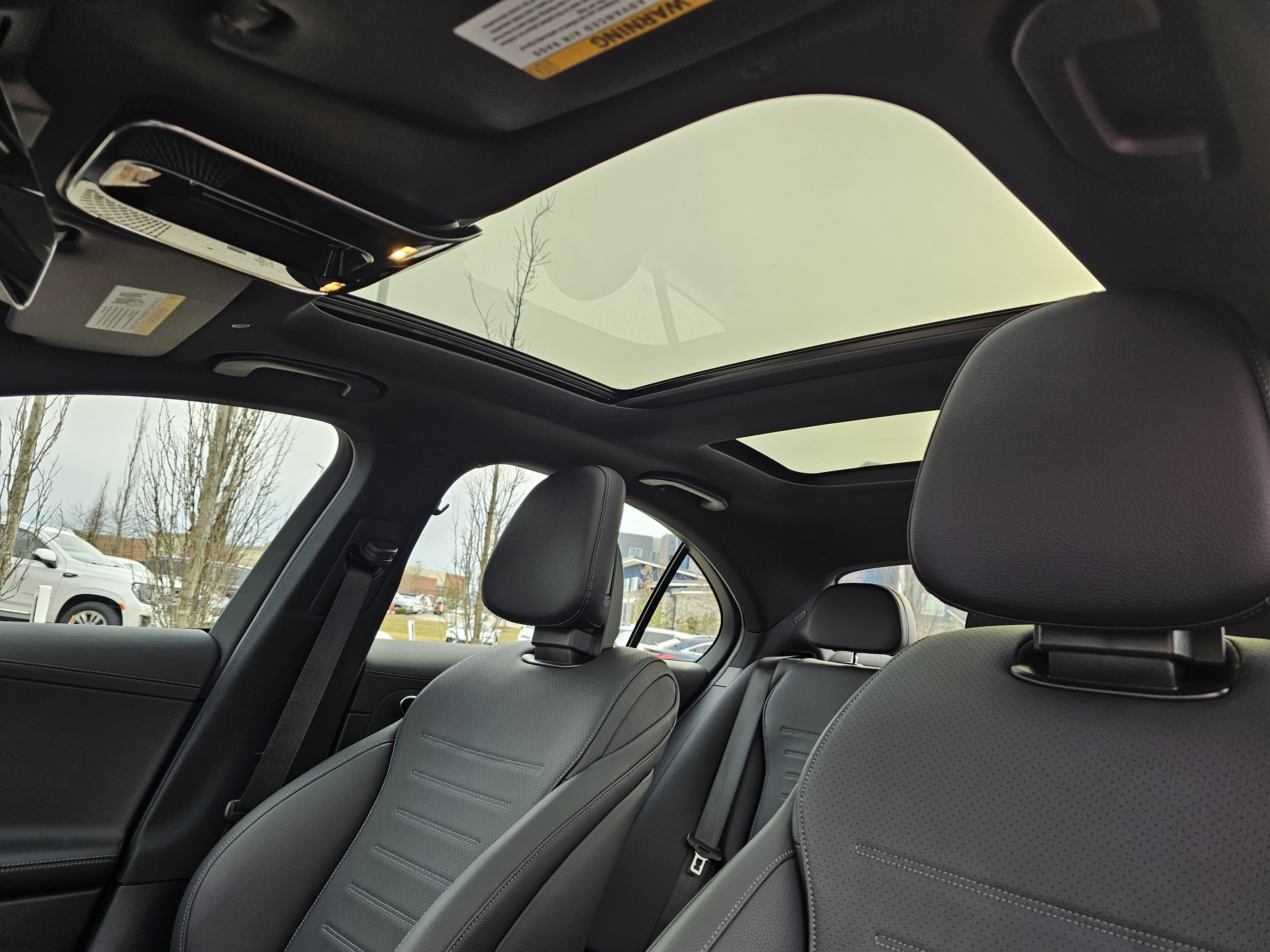 Used 2025 Mercedes-Benz C 300 4MATIC Sedan image 9