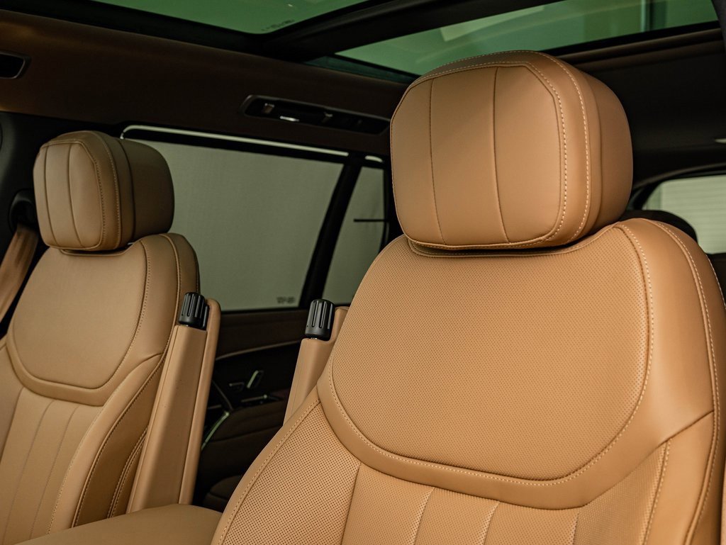 New 2026 Land Rover Range Rover Long Wheelbase SE image 22