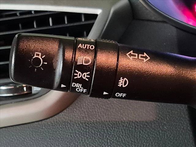 Used 2017 Hyundai Veloster Value Edition FWD image 15