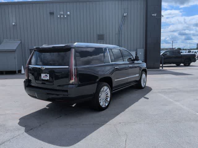 Used 2019 Cadillac Escalade ESV Platinum AWD/4WD image 8