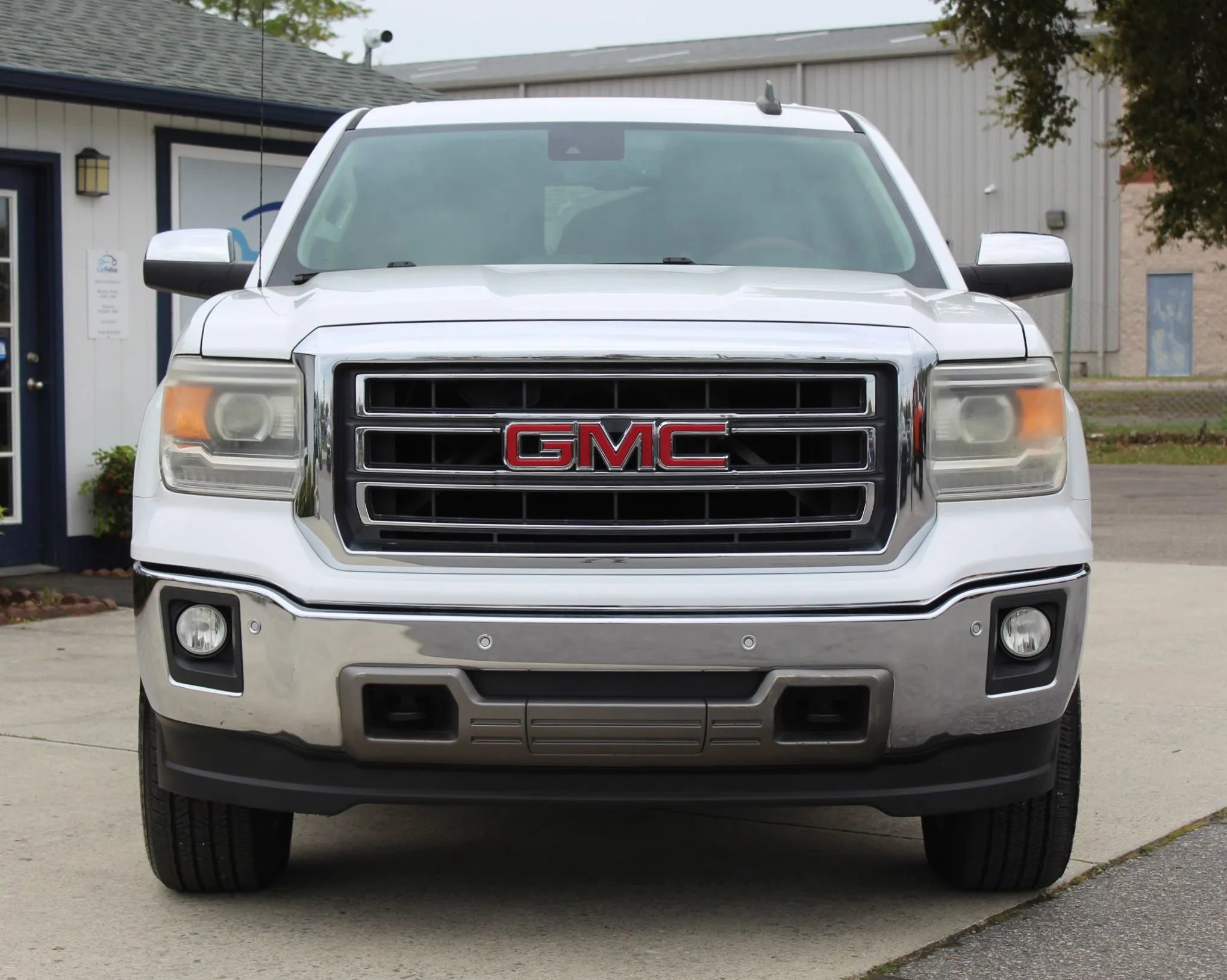 Used 2015 GMC Sierra 1500 SLT w/ SLT Crew Cab Value Package image 8