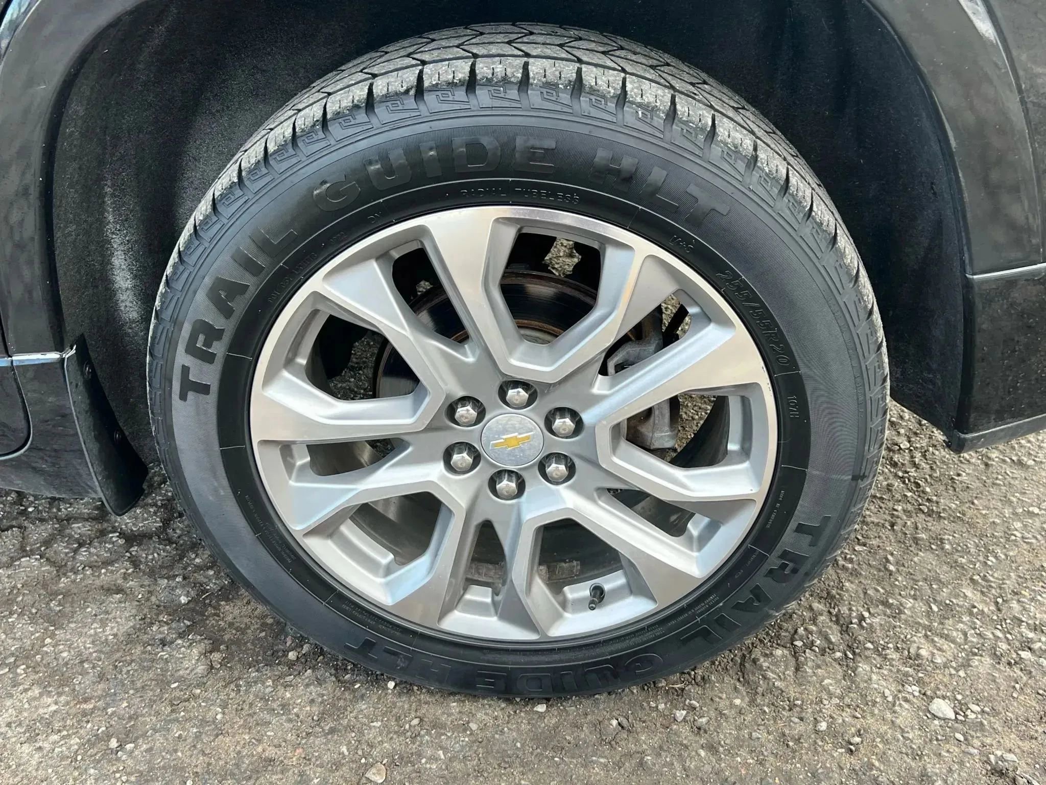 Used 2019 Chevrolet Traverse Premier AWD/4WD image 11