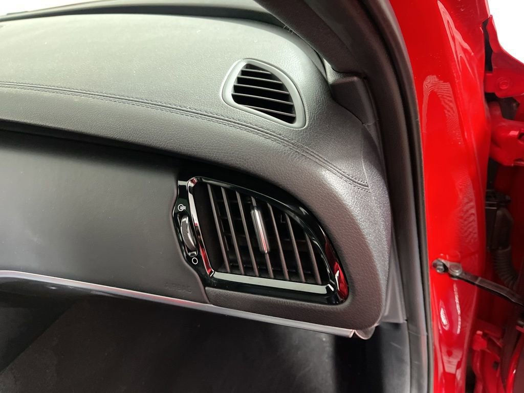 Used 2018 Kia Stinger GT2 image 19