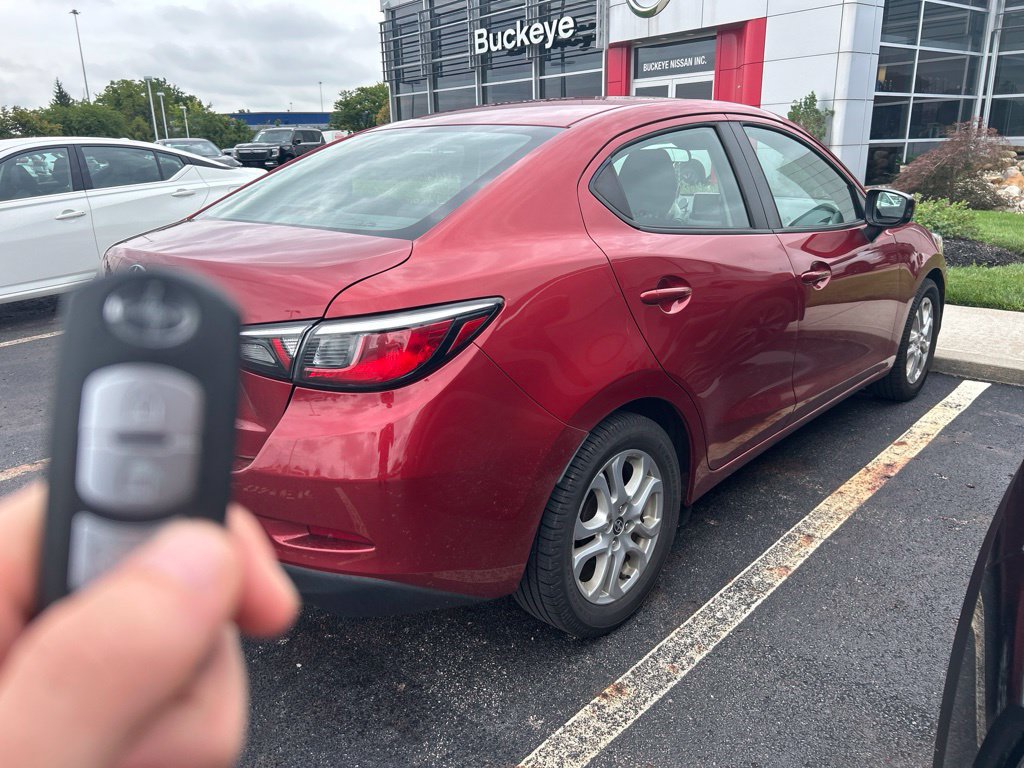 Used 2016 Scion iA FWD image 3